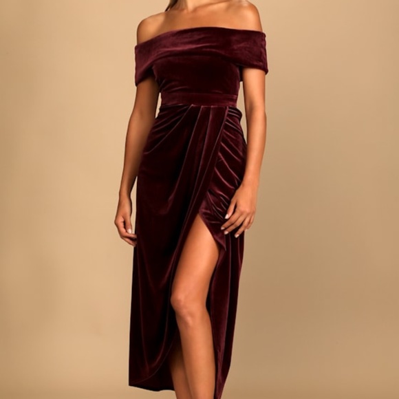 Lulus I'm Enchanted Burgundy Velvet Off-the-shoulder Maxi Dress Red - Size XL - Picture 1 of 1